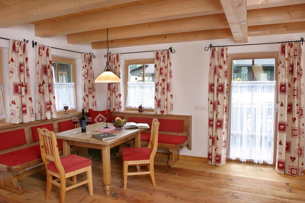 Neuhaushof Apartment Hollersbach im Pinzgau Ruang foto